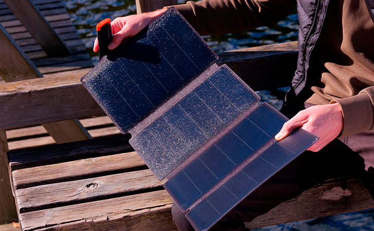 Ехолот Deeper CHIRP+ 3 та сонячна панель